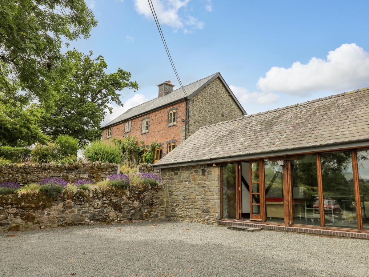 Byrdir Cottage Llanwrthwl エクステリア 写真