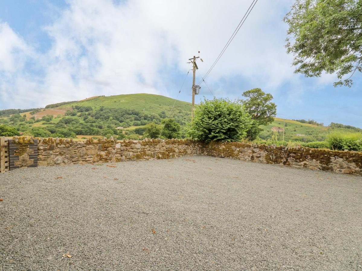 Byrdir Cottage Llanwrthwl エクステリア 写真